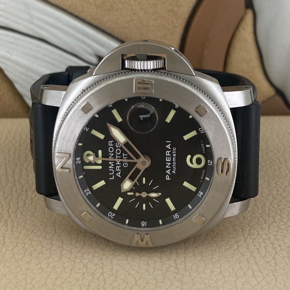 Panerai Luminor Arktos GMT PAM00186